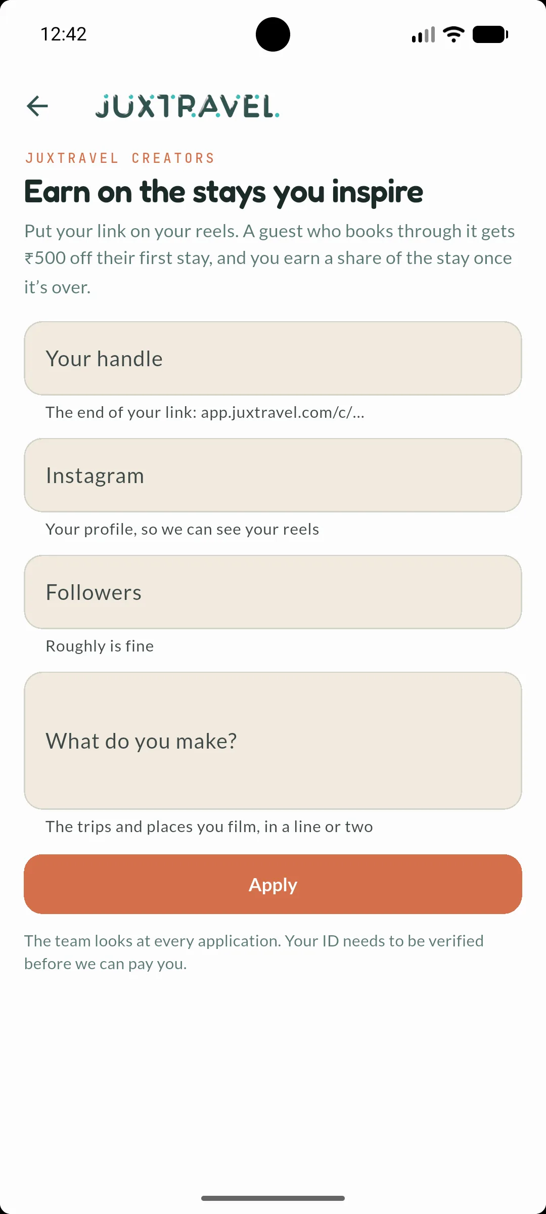 The creator application in the JuxTravel app: your handle, Instagram, followers and what you make