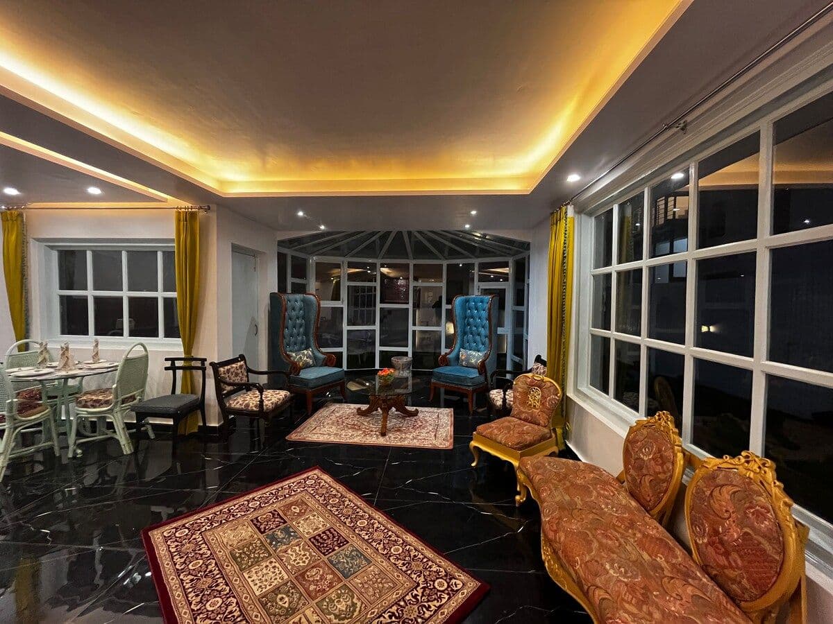 The Warrick Luxe Homestay, 5 Mins Mall Road Shimla 5