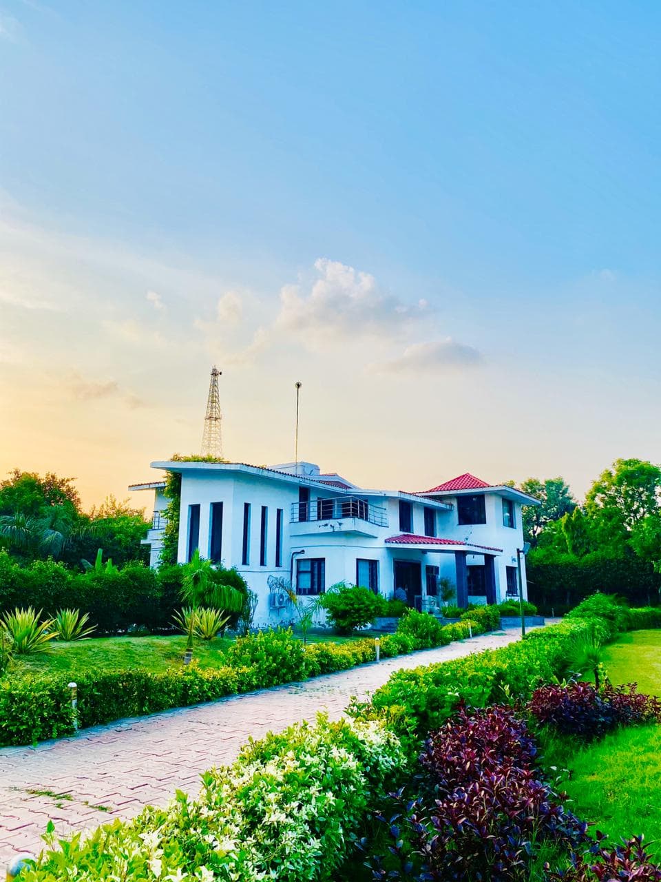 Whistling Woods Farmhouse - 5 BHK with Swimming Pool