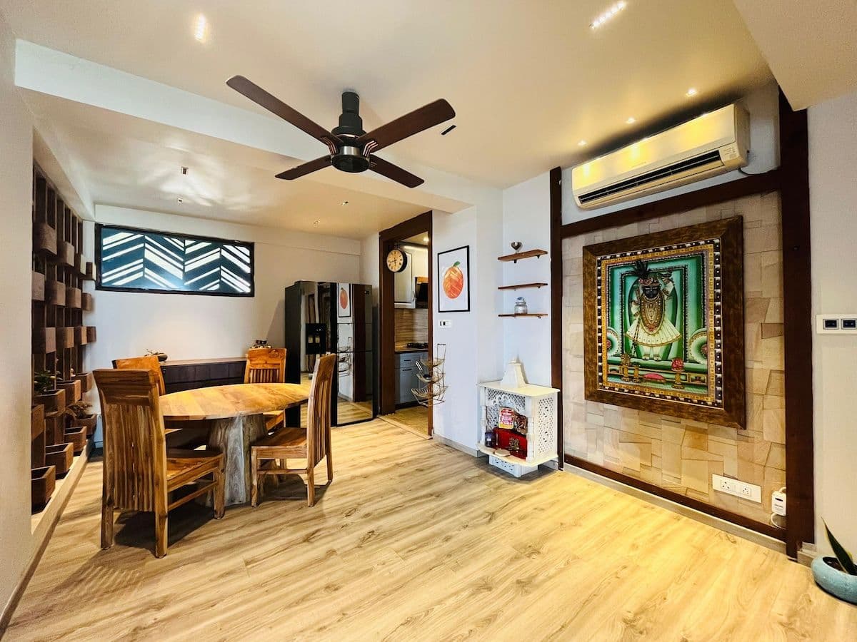 Soulful Stay-2BHK w/Jacuzzi & Rooftop, Vasant Kunj 3